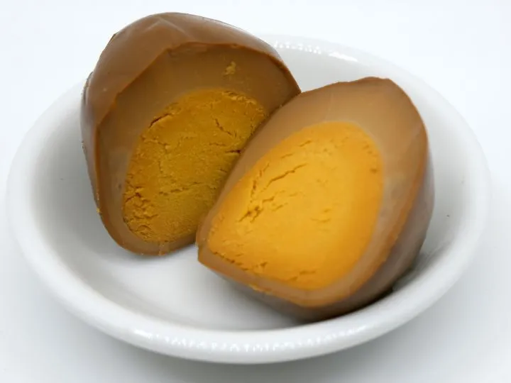 煮たまご各種(煮たまごどて、手羽先醤油、黒砂糖醤油、台湾)